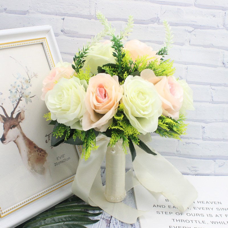 领证花束伴娘送人欧式白粉新娘手捧花婚纱拍照手拿花正式道具