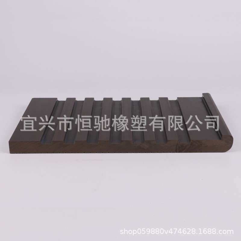 楼梯踏步板塑木户外栈道实心地板景观阳台庭院外露台花园楼梯木板