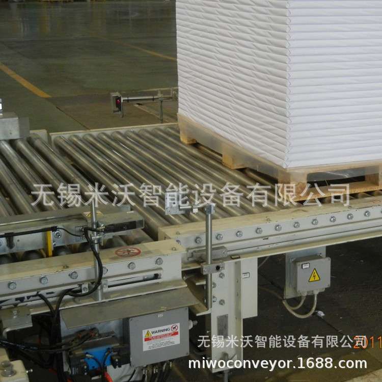 托盘重载滚筒输送线 链条输送机 链板式仓储 合流输送 斜口对接