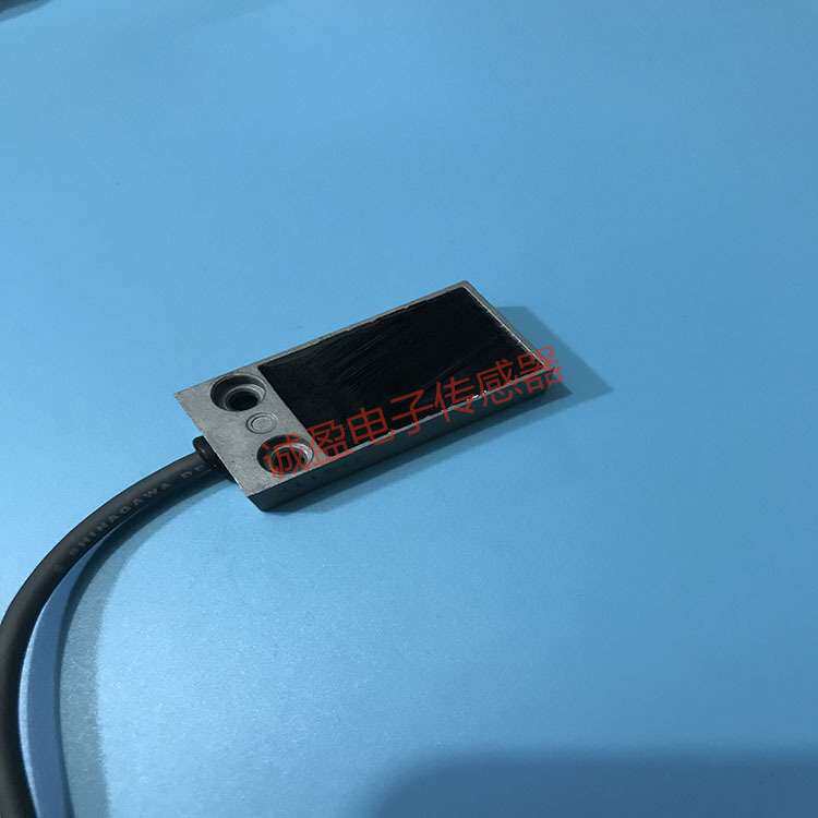 NPN直流3线式 扁平型接近开关 TL-W5E1 2M