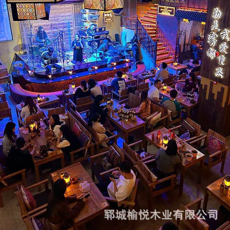 民谣集酒馆桌椅实木卡座沙发椅子老榆木酒吧桌子民谣集长发靠背椅