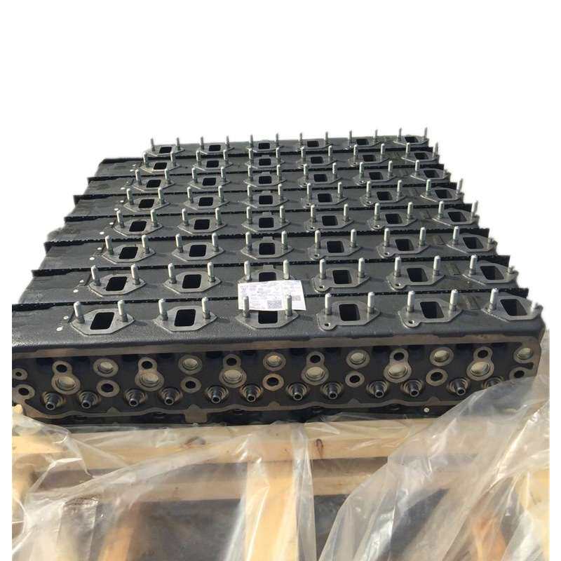 三一SY215C挖掘机D06S2发动机缸盖B229900005035 气缸盖ME996397