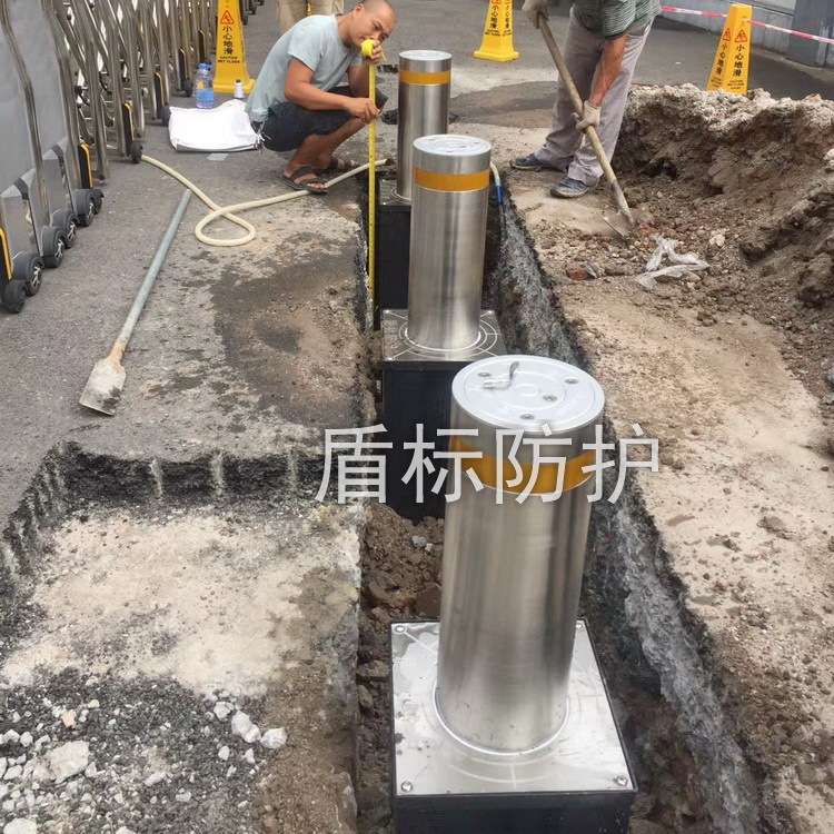 广州培正小学安装液压升降桩,智能遥控防撞柱,219直径浅埋式护柱