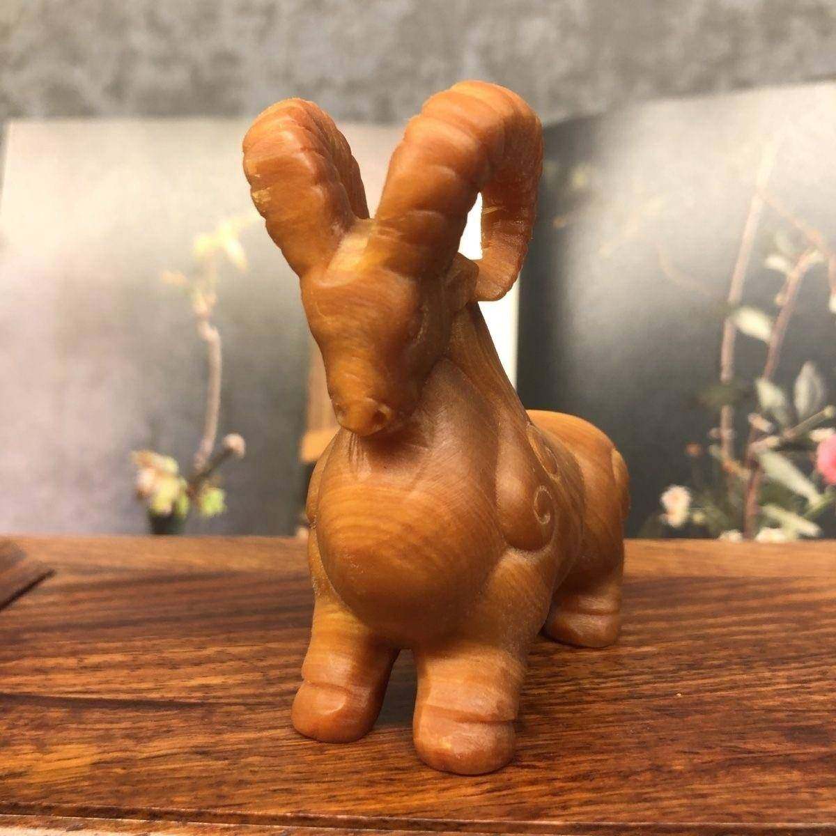 崖柏木山羊摆件陈化料实木雕刻唐羊金钱羊把玩件高油透光香味持久