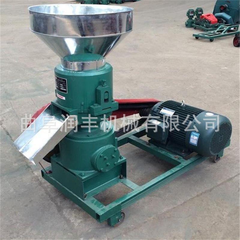 电机带动饲料颗粒机鸡鸭鹅养殖场造粒机三项电齿轮传动制粒机