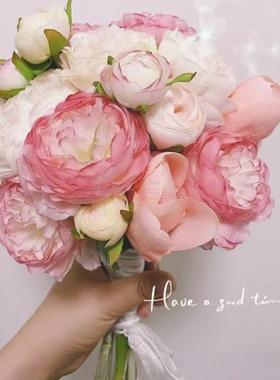 新款新娘结婚婚礼白色郁金香铃兰花束混搭手捧花领证拍照道具