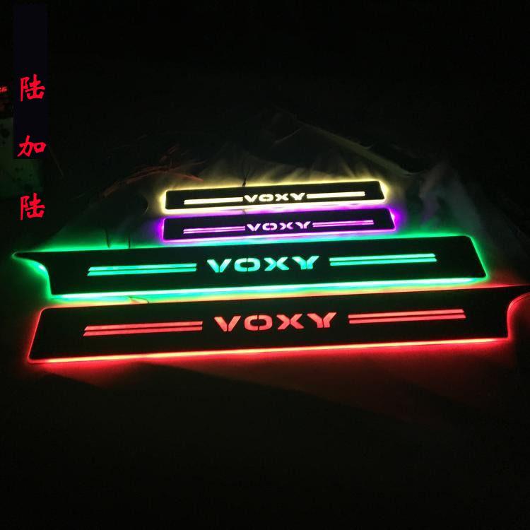 4片/NOAH VOXY 80系 70系流光动态迎宾踏板七彩跑马LED灯门槛条