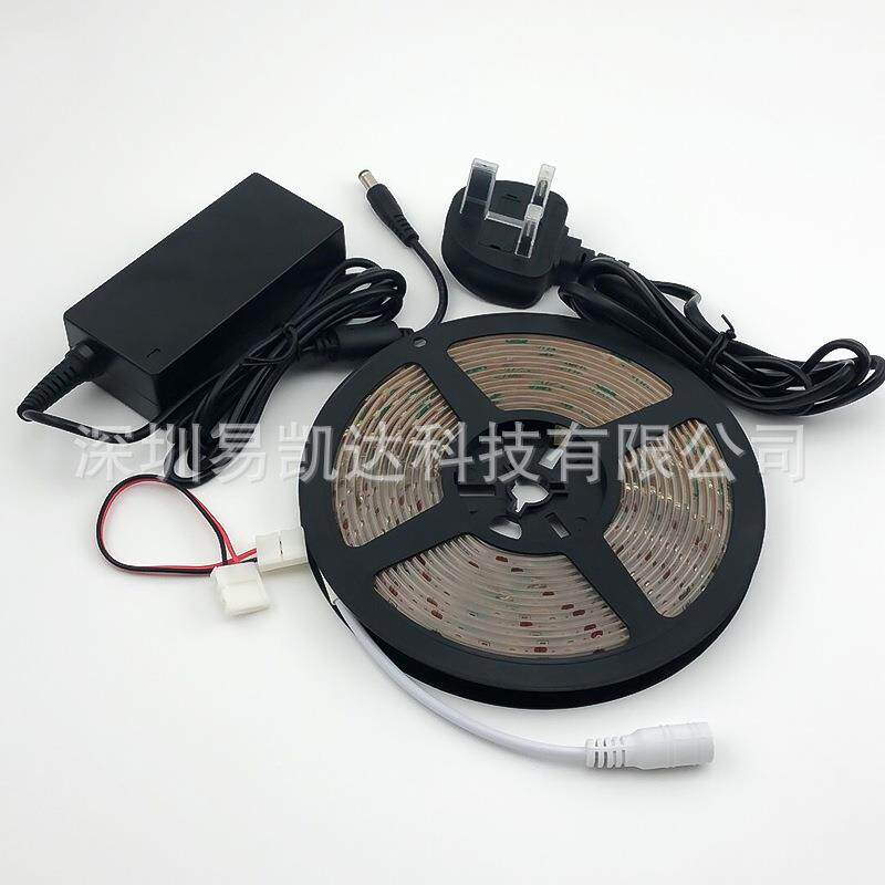 供应3528灯带 超高亮60灯珠展柜装饰LED软灯条 暖色led灯带