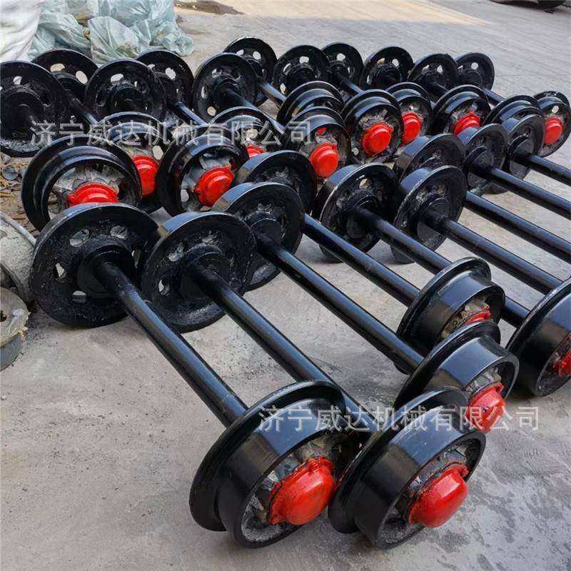 矿用矿车轮对轨道运输行走单边轨道轮固定式平板车轮防尘蒙头轮