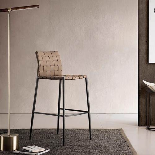 轻奢吧台椅意式马鞍现代编织餐厅高脚凳家用靠背简约设计师酒吧椅