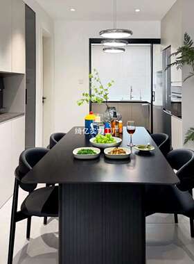 现代轻奢黑色岩板餐桌椅餐桌组合意式家用饭桌长方形小户型简约