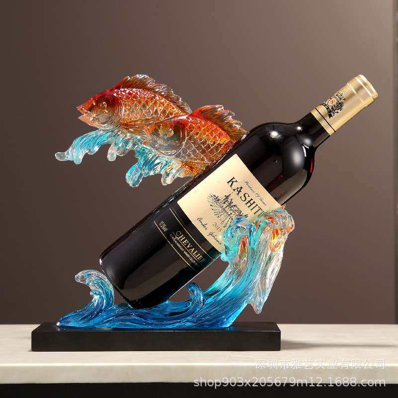 透明酒架年年有余金鱼摆件创意玄关酒柜酒托装饰品树脂工艺品