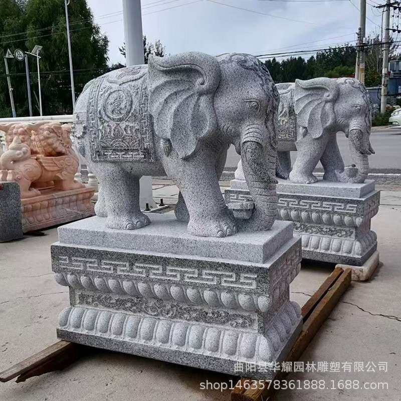 花岗岩石雕大象一对宾馆饭店小区单位一楼小院芝麻灰石雕大象摆件