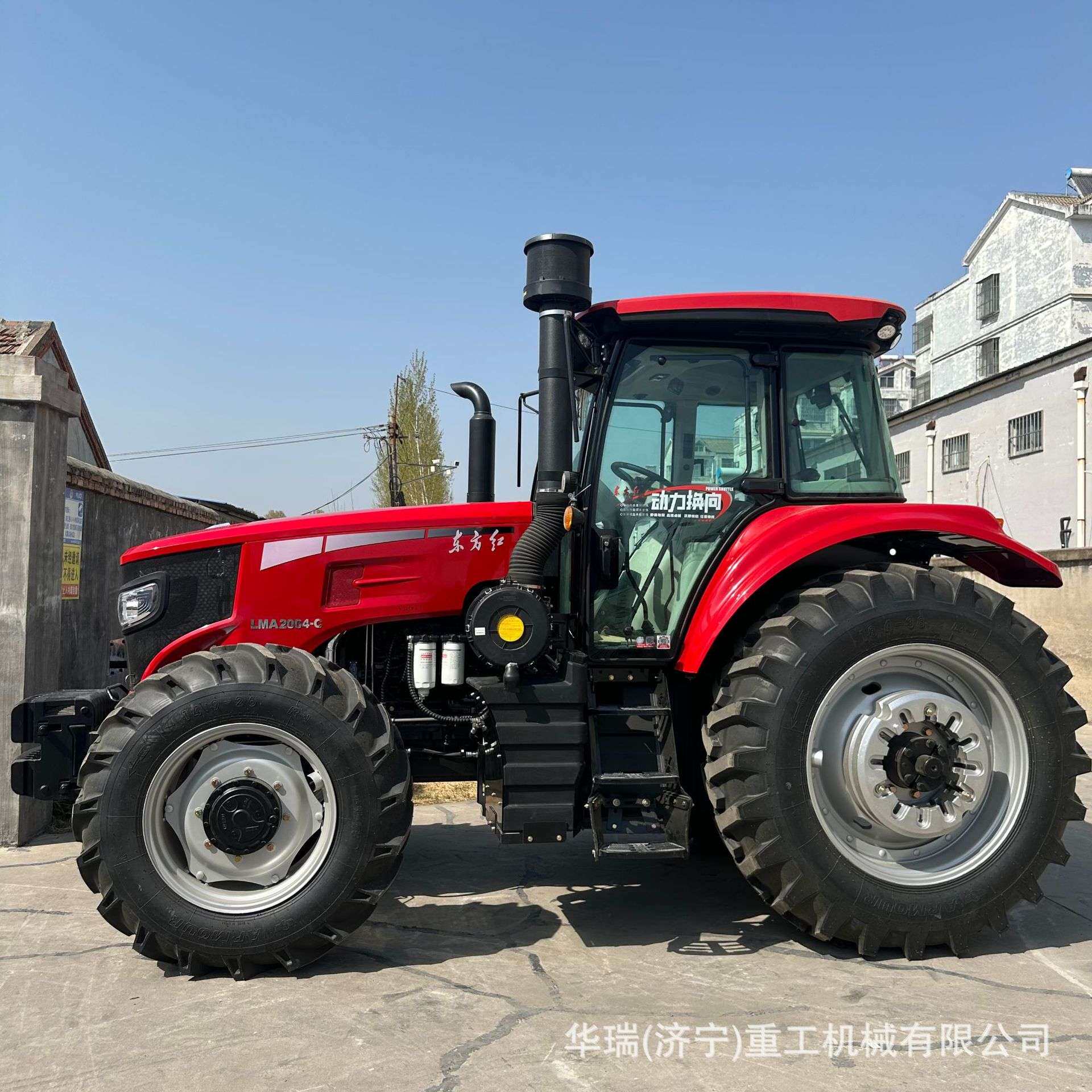 东方红拖拉机LMA2004-c四驱轮式农用拖拉机 东方红发动机厂家直发