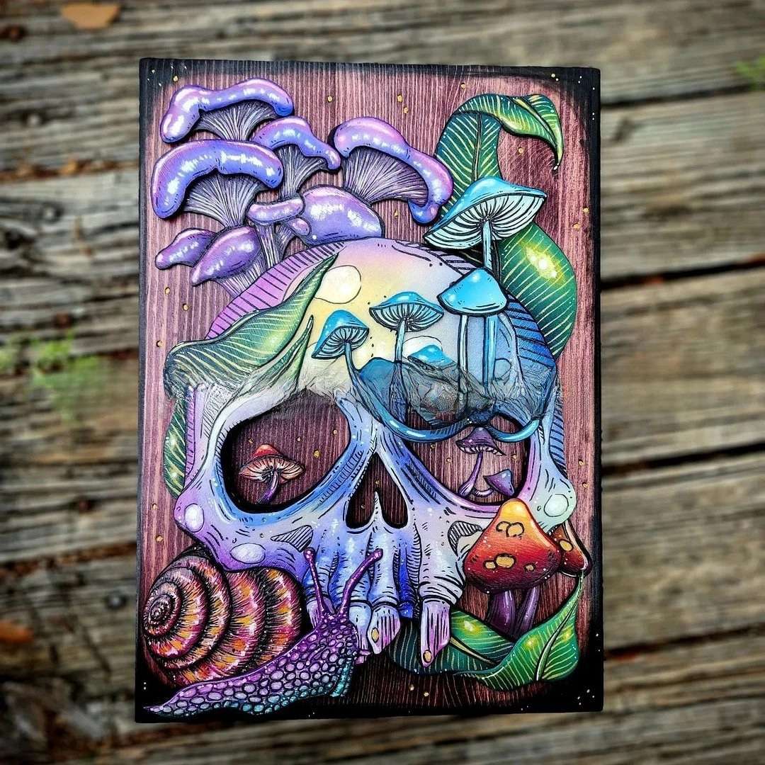 钥匙盒万圣节骷髅手和心隐藏Skull and Nature Hidden Key Box