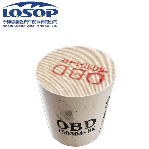 汽车三元催化器 滤芯陶瓷蜂窝载体尾气排放净化三元催化器