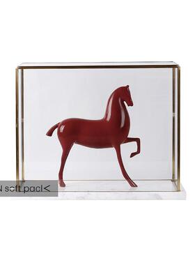 现代新中式玻璃罩红色马摆件售楼处办公室展厅展示架雕塑软装饰品