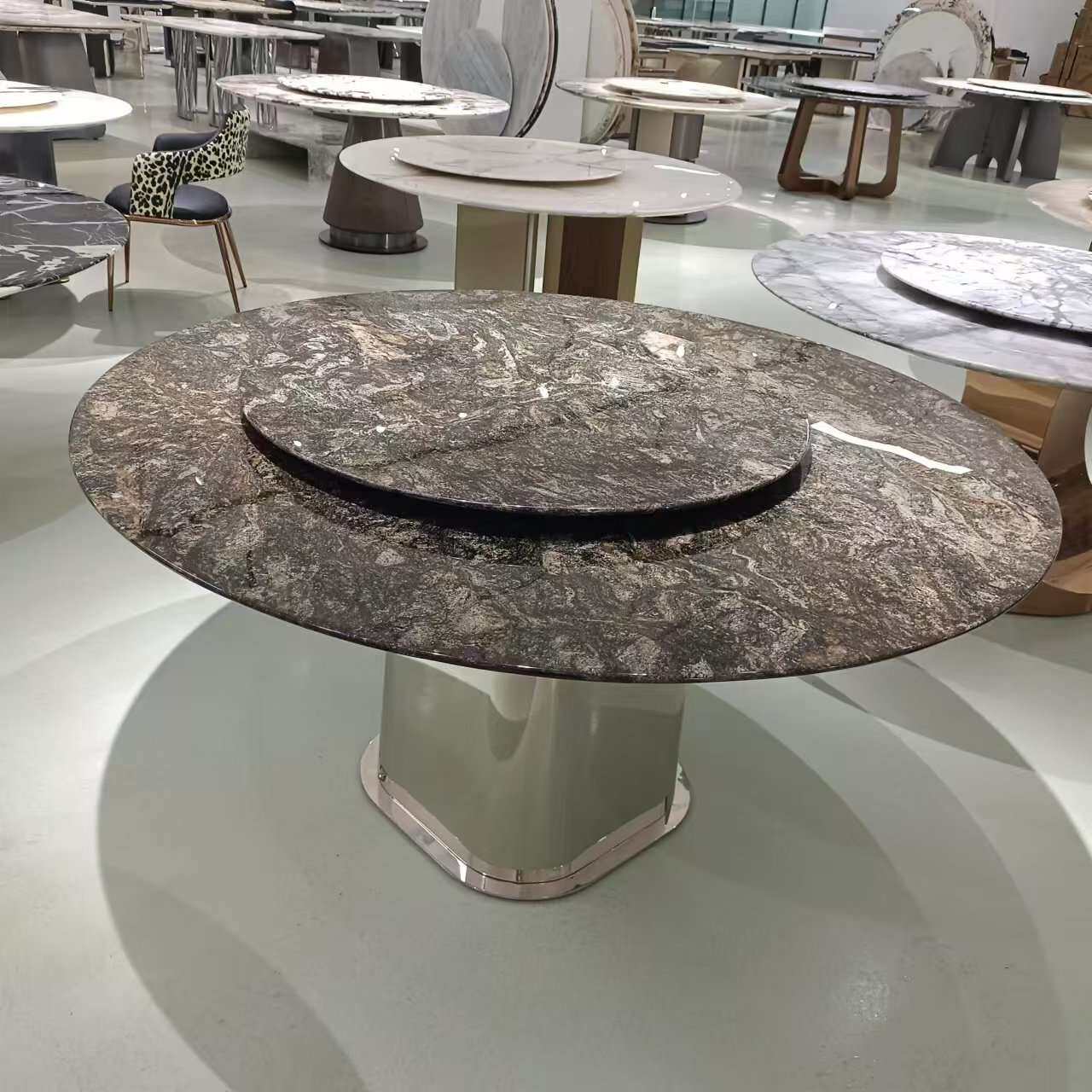 意式铂金钻天然奢石餐桌卡里冰玉圆形大理石餐桌家用加厚奢石餐台