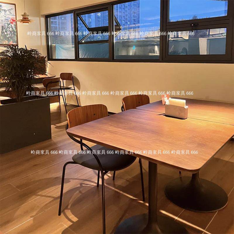 北欧复古咖啡馆西餐厅金属休闲靠背扶手椅创意商用洽谈餐桌椅组合
