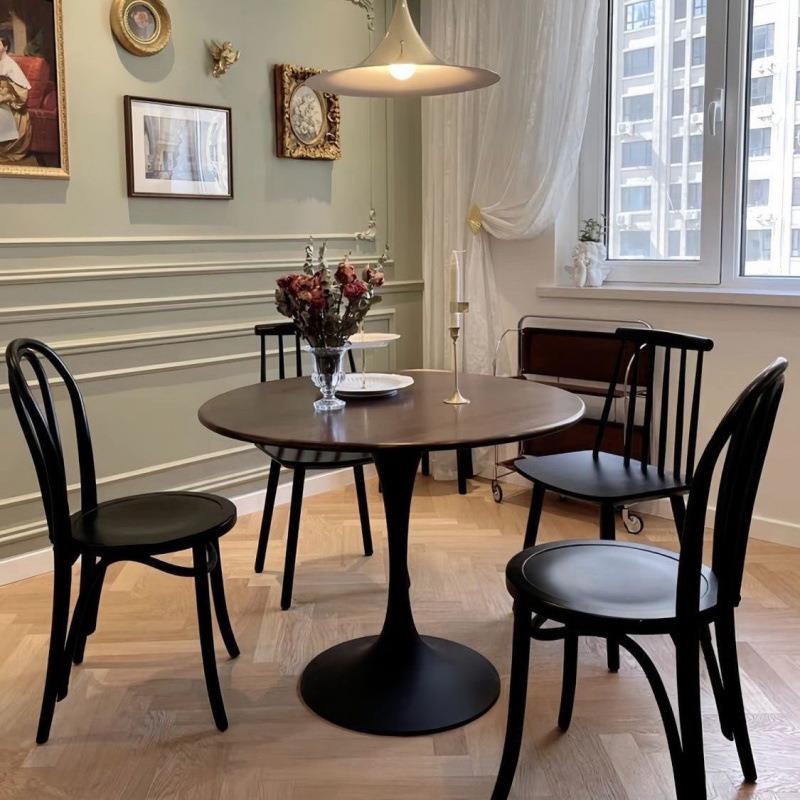 网红爆款北欧复古郁金香胡桃圆形实木圆桌餐桌家用小户型咖啡阳台