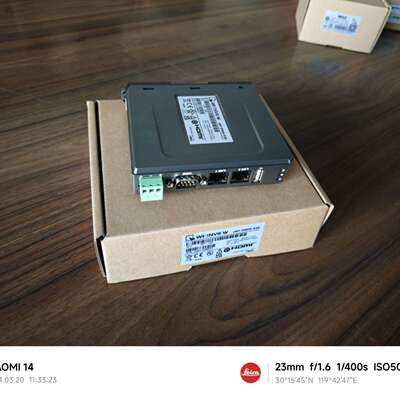 威纶通触摸屏cMT-FHDX-920WV工业显示器