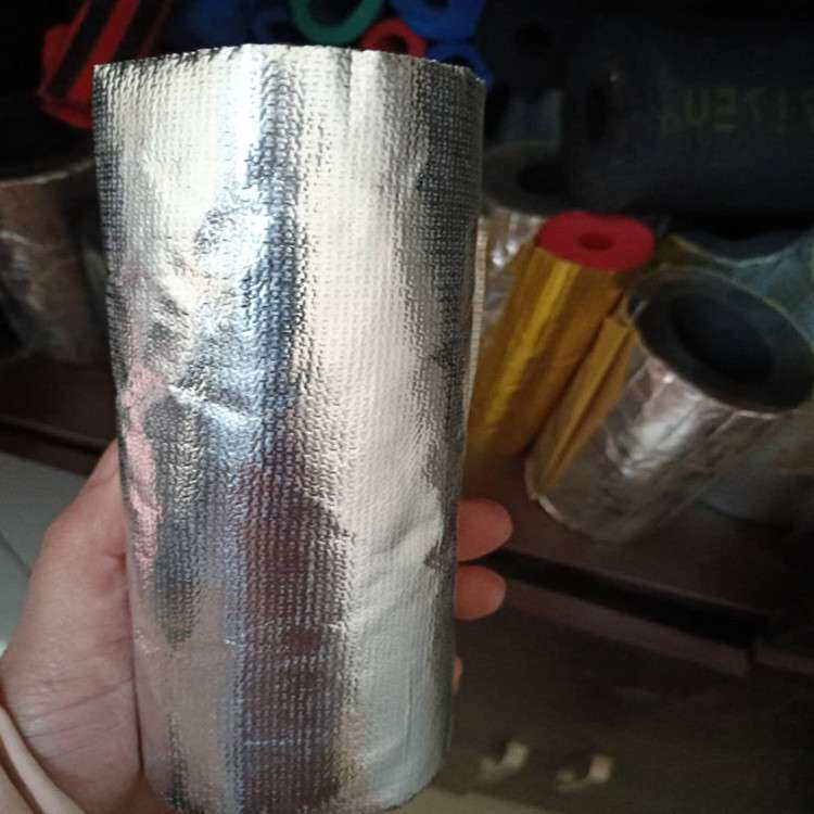 供应橡塑管壳保温管 黑色保温橡塑管 阻燃隔热橡塑管
