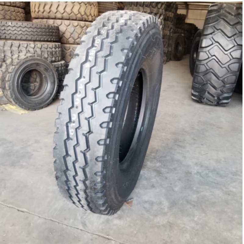 吊车轮胎 1200R24吊车起重机老三线花纹全钢丝工程机械轮胎