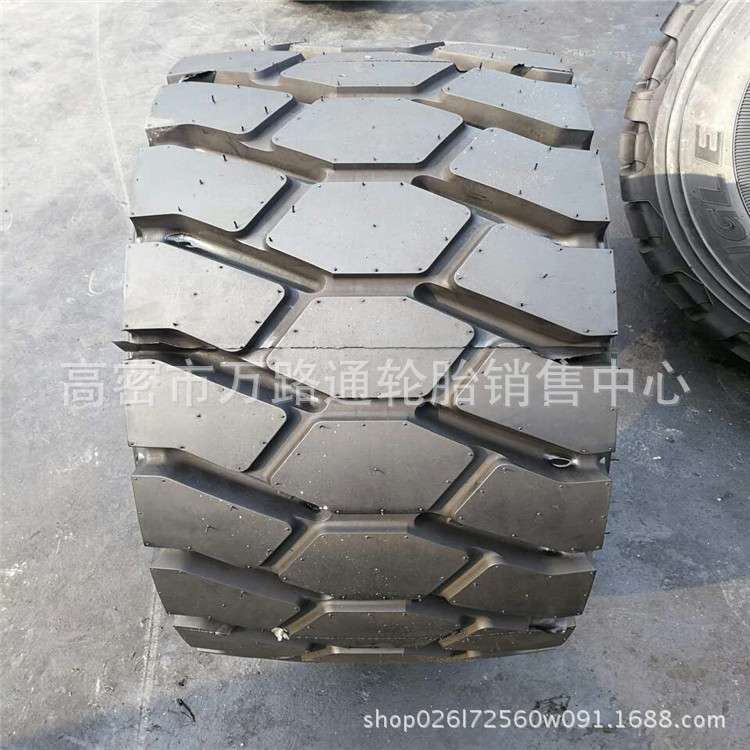 朝阳900吨运梁车轮胎355/65R-15充气平板拖车轮胎叉车实心 铺轨车