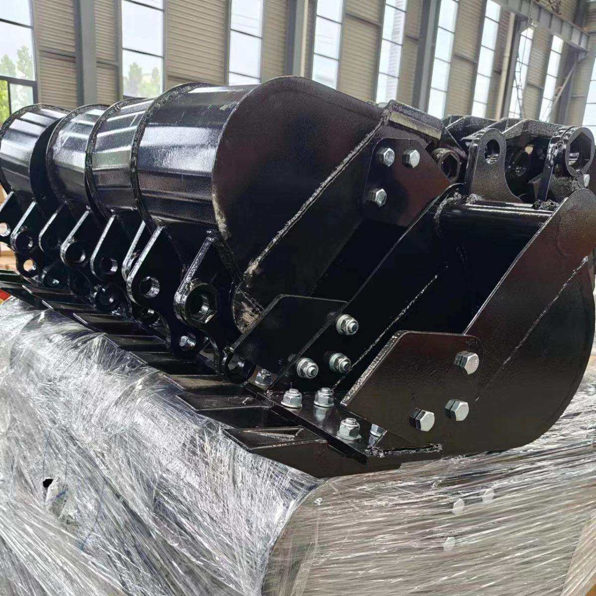 源头厂家多功能挖掘机属具 200mm挖斗/液压拇指夹/ 耙子/漏筛斗,3C数码配件,USB灯,淘宝优惠券,粉丝福利购,淘宝优惠卷