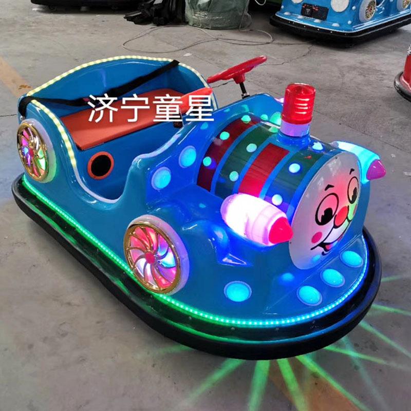 新款儿童电动碰碰车公园广场游乐设备双人成人户外发光碰碰车摆摊