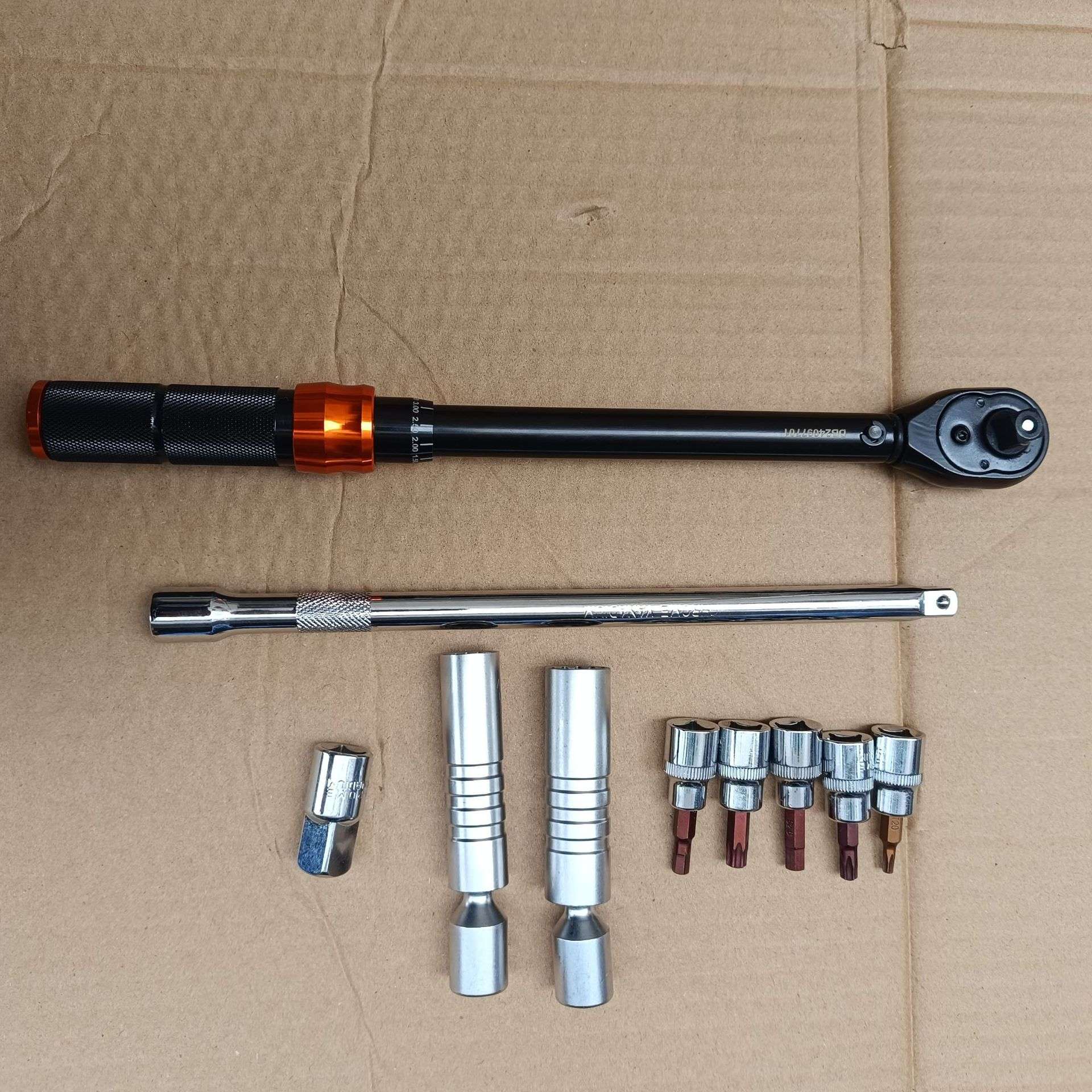 厂家直销棘轮扭力扳手10件套装五金工具维修汽车工具箱多功能组套