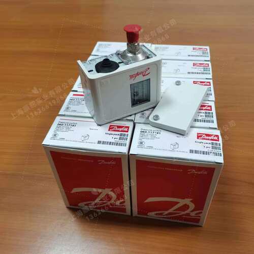 丹佛斯Danfoss压力开关KP5 KP1 060-1171制冷配件气体压力控制器