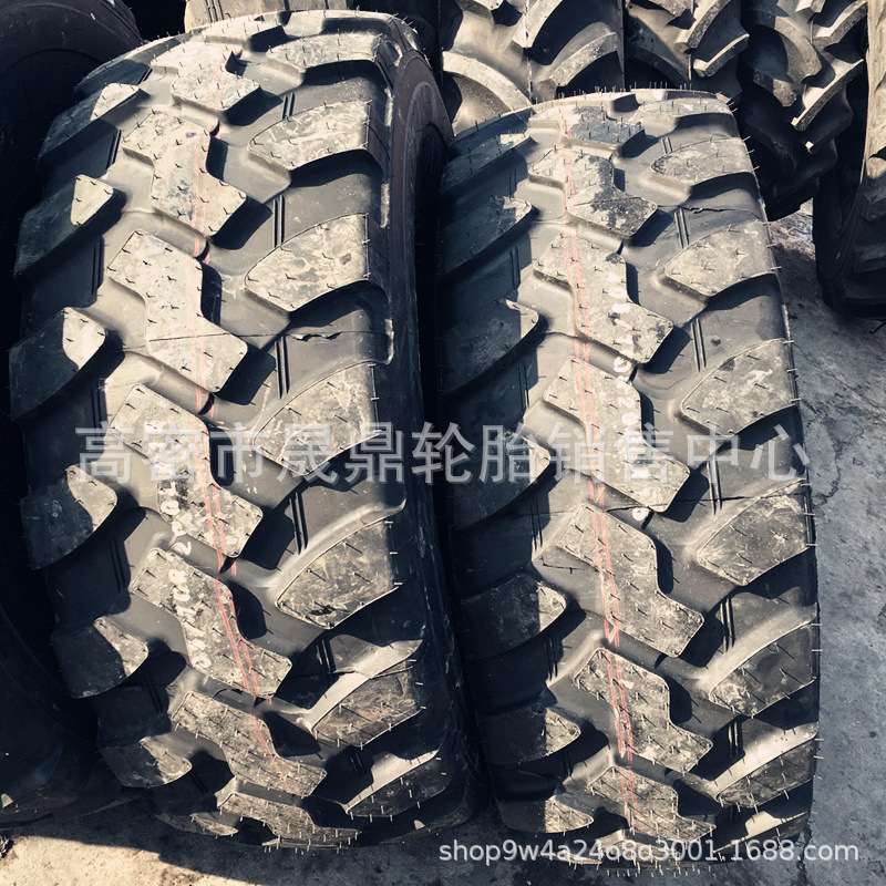 装载机20.5/70-16铲车加厚半实心钢丝轮胎16/70R20耐刺扎16/70R24