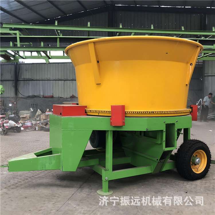 铲车上料秸秆粉碎机圆盘揉丝机300型转盘揉丝机出料长短养殖切草