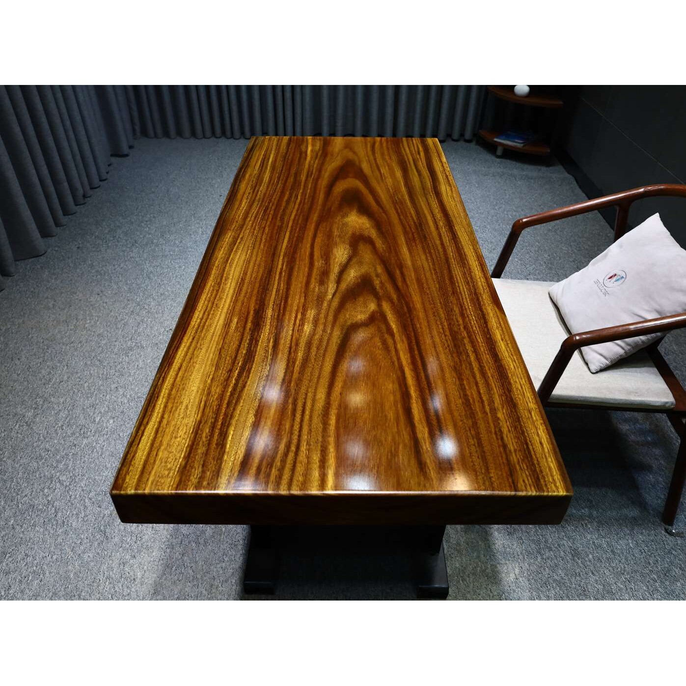 尺寸：150*68*8 奥坎实木大板原木茶台茶桌餐桌老板办公桌会议桌