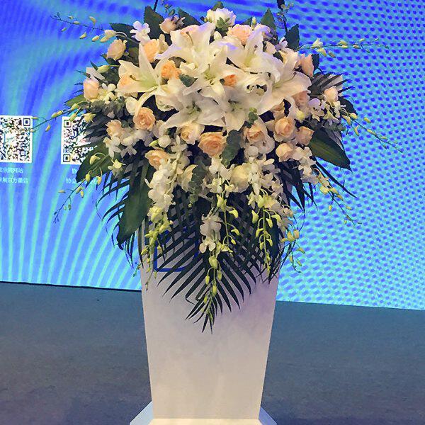 桌花演讲台鲜花会议室北京讲台宴会签约台桌摆花花花商务办公室