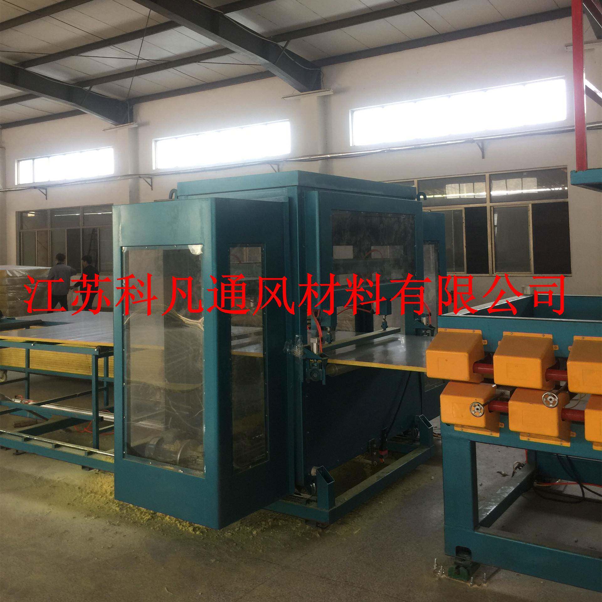 玻璃棉铝箔厂家热销 隔音性好风阻低 JFB-2双面彩钢玻纤复合风管