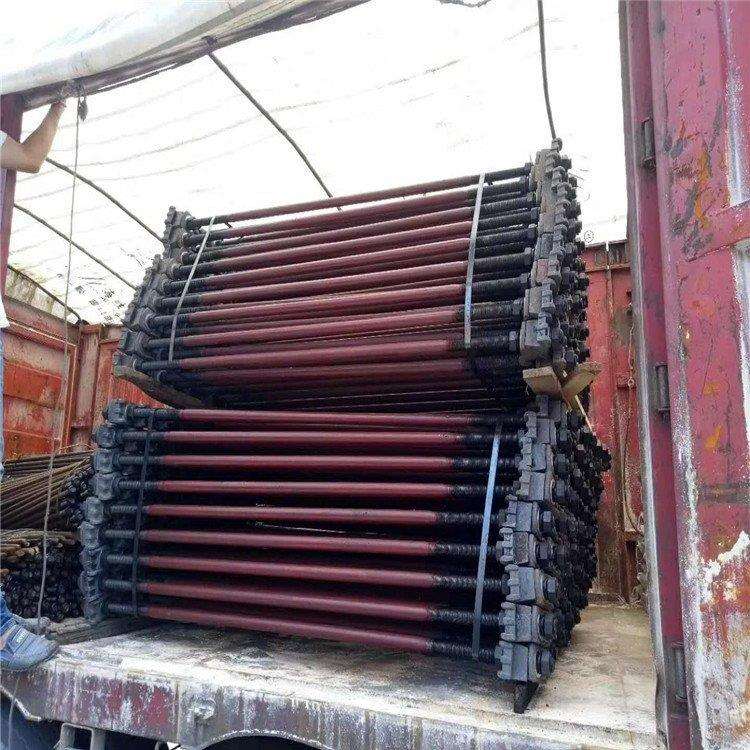 轨距拉杆钢轨的横向稳定性 提高轨道保持轨距的能力