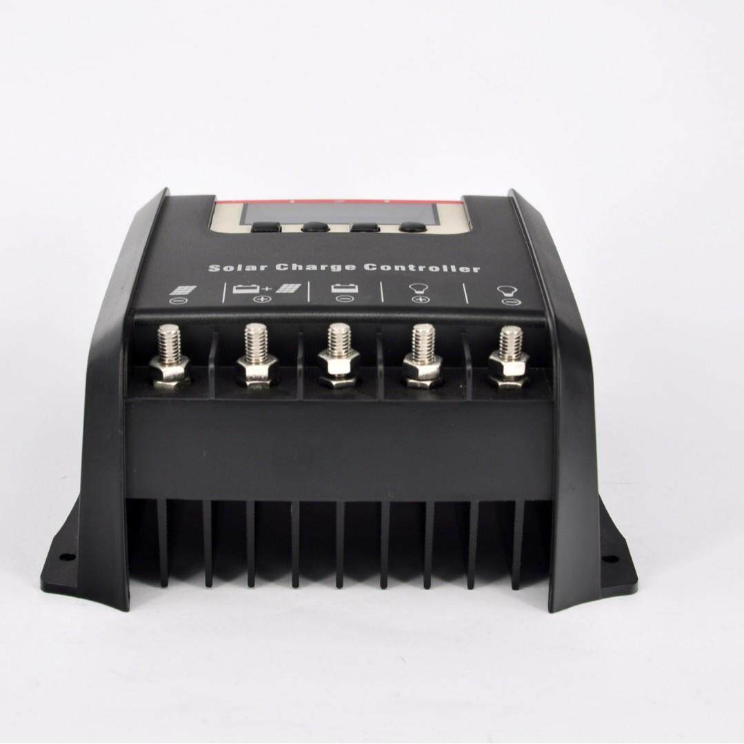 足功率12V/24V适用适合多种电池50A 60A带led显示太阳能控制器