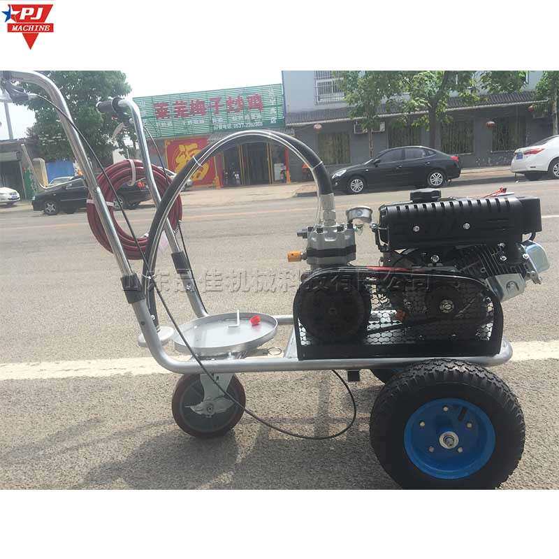 手推式冷喷划线标线机?道路划线机冷喷式 小型塑胶跑道划线机