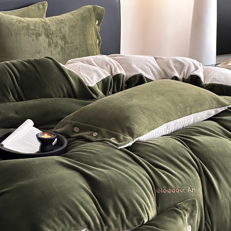 轻奢风简约高级感牛奶绒四件套2z024新款柔软全消光云芙绒床上用