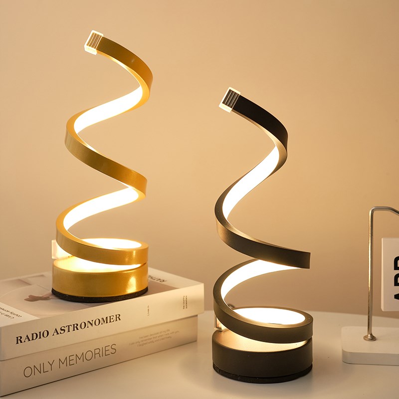 简约轻奢台灯书房卧室床头灯温馨北欧G创意个性书桌客厅装饰灯现