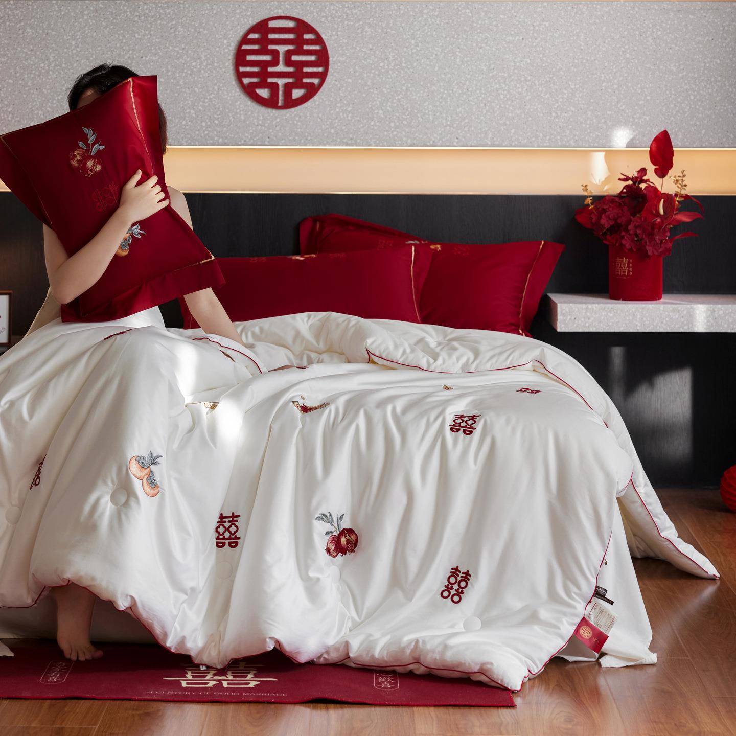 高端长绒棉婚庆被子被芯全棉刺绣春秋被加厚冬被结婚蚕丝蛋白盖被