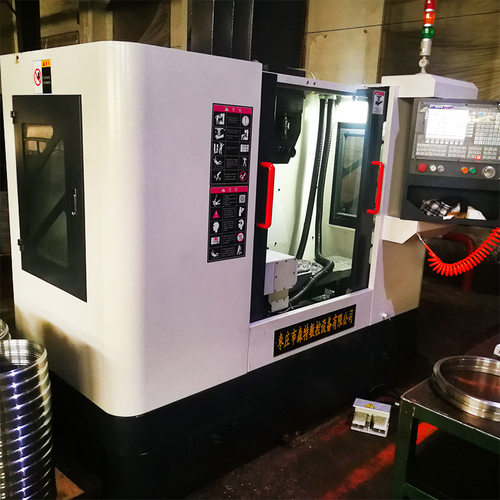 XKW7632齿圈专用卧式数控铣床 精密四轴伞齿轮卧式数控铣床加工