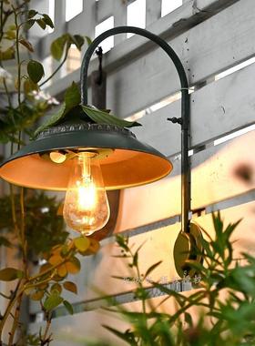 铁艺复古蓝色高亮太阳能灯感应壁挂装饰户外花园墙壁挂饰庭院摆件