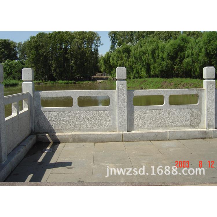 阳台石围栏图片 大桥围栏石雕生产厂家 济宁大理石围栏价格