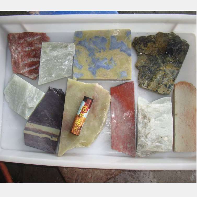 实物拍4.2公斤叶腊石原石料大平面漂亮边角料篆刻镶嵌印章寿山石