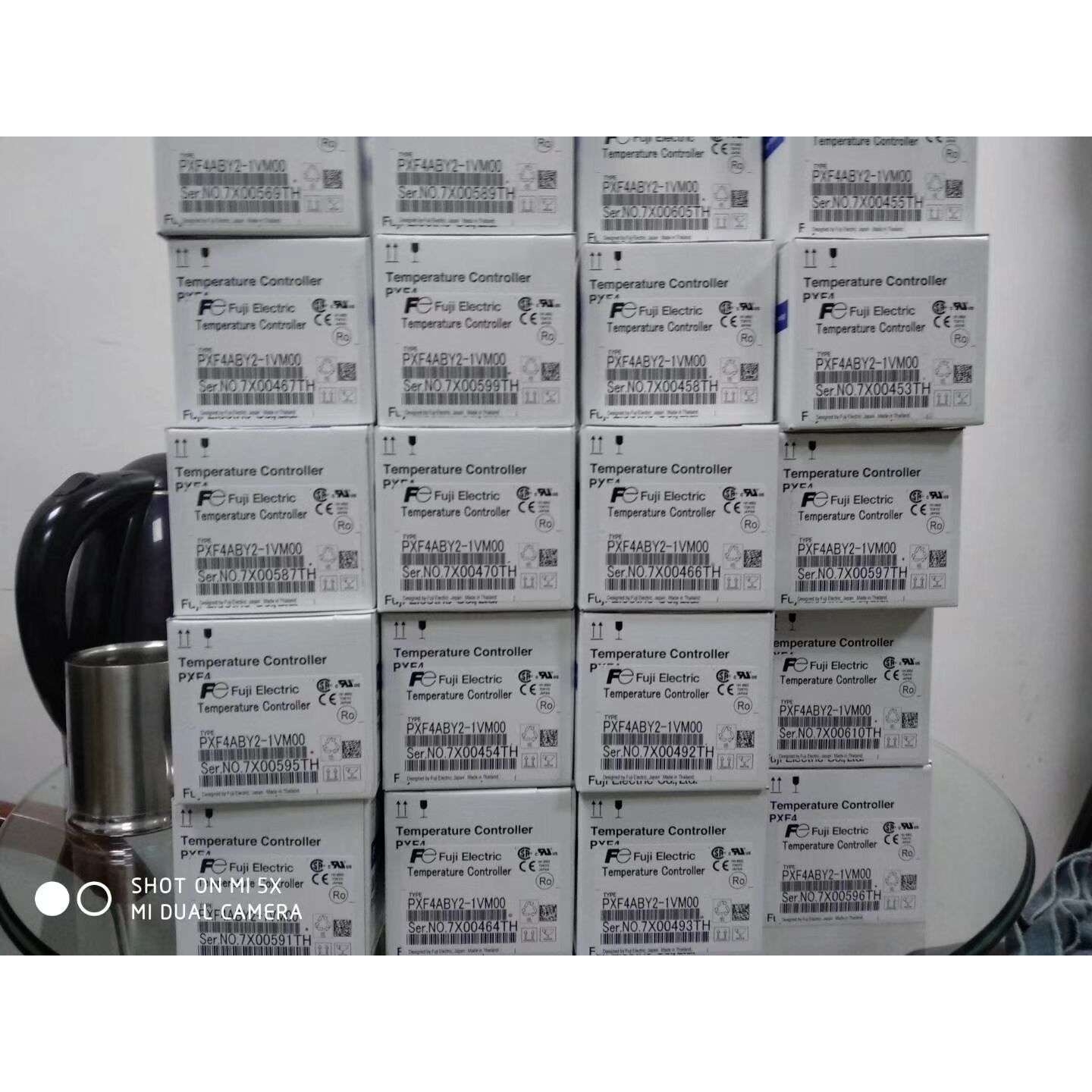 富士温控表PXF4ABY2-1VM00