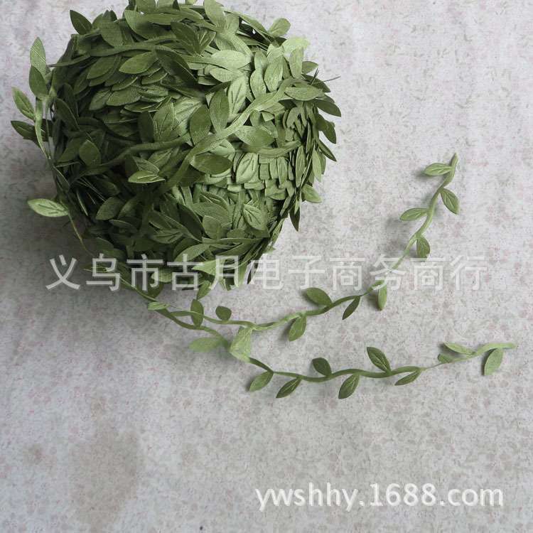 花亦花厂家供应仿真柳叶花环编织200米绿色藤条家居装饰藤条现货
