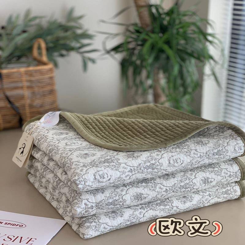 韩式秋冬款一面棉一面宝宝绒绗缝夹棉床盖榻榻米炕盖床单双面可用